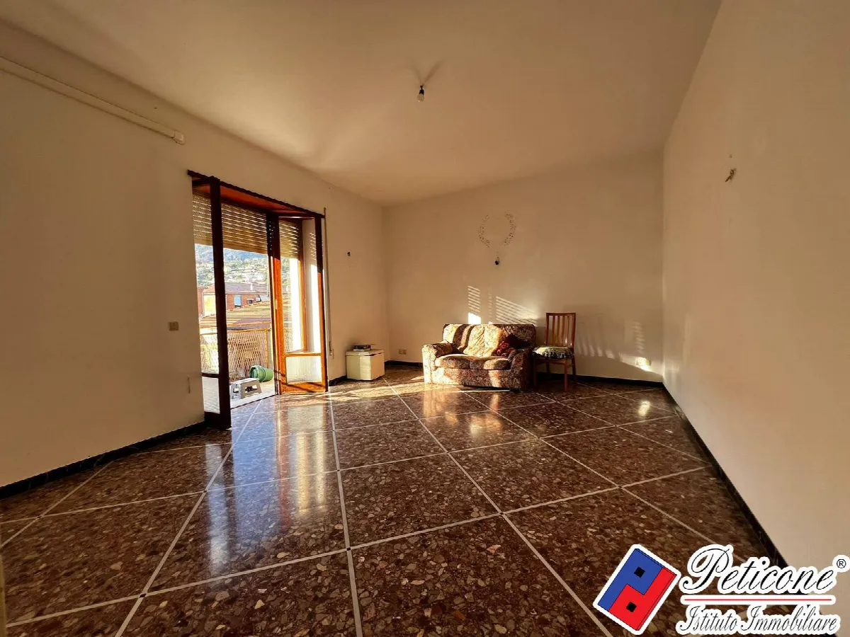 Appartamento in vendita a Fondi, Centro - foto 2