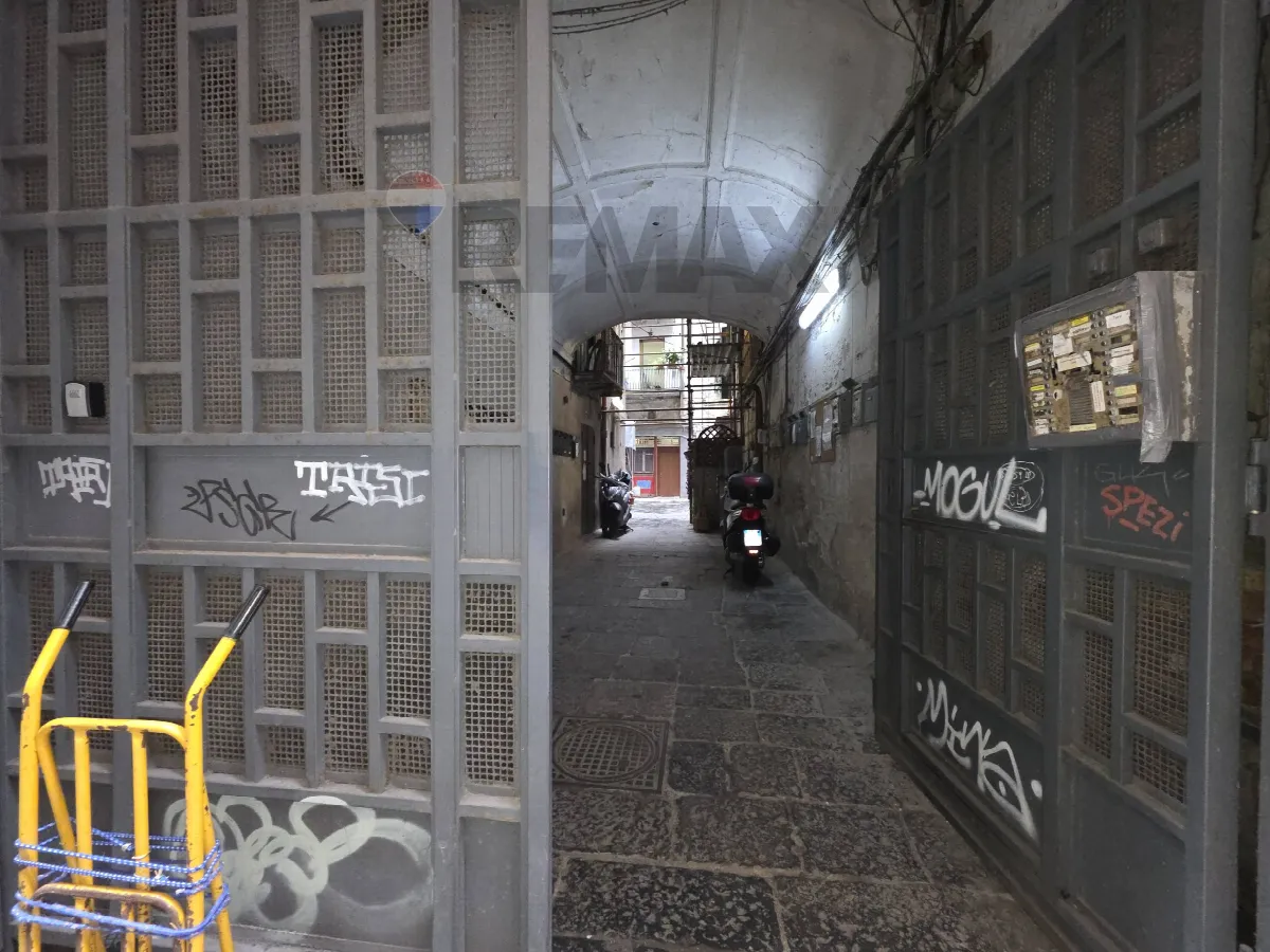 Appartamento in vendita a Napoli, Pendino - foto 3