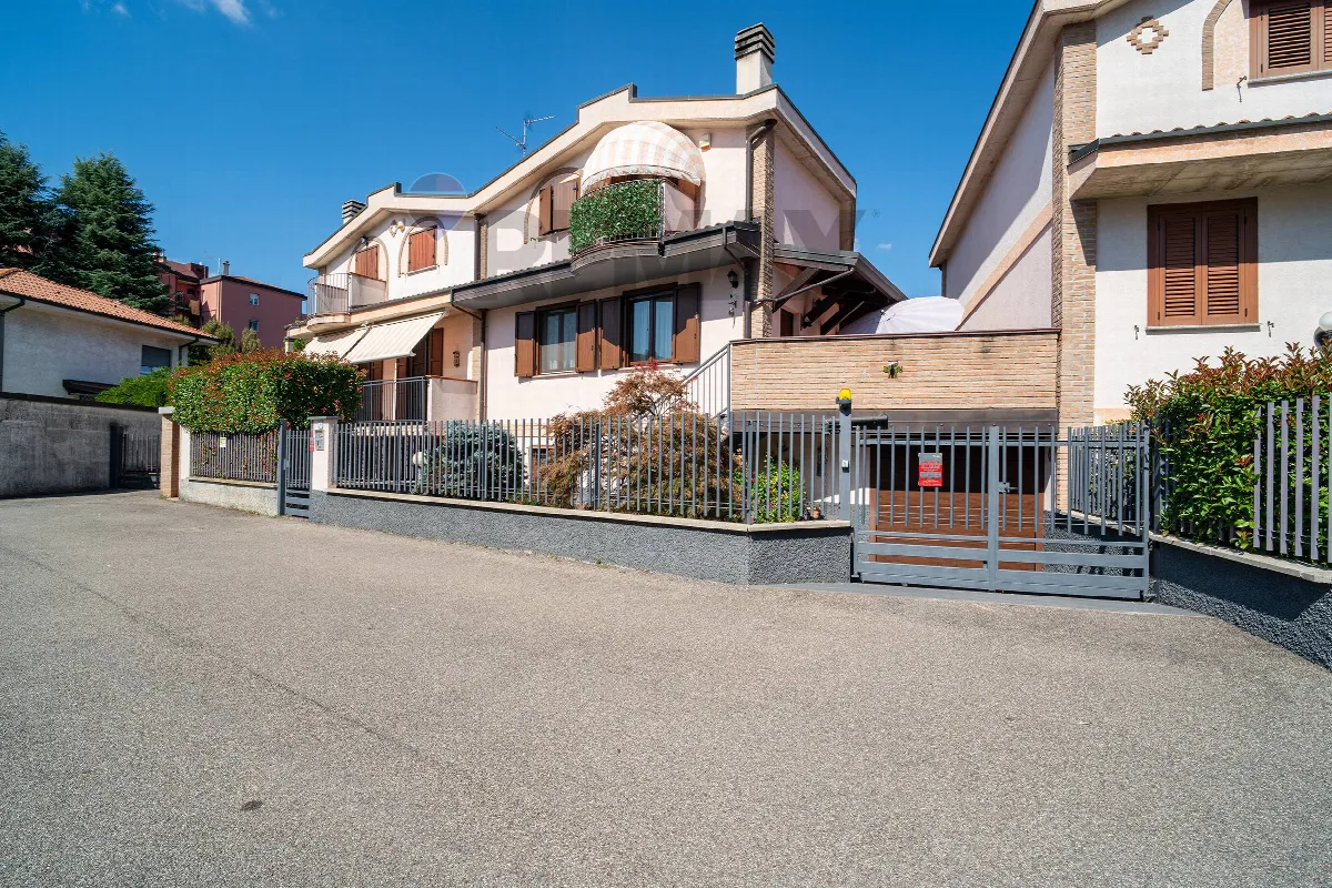 Villetta bifamiliare in vendita a Nerviano - foto 1
