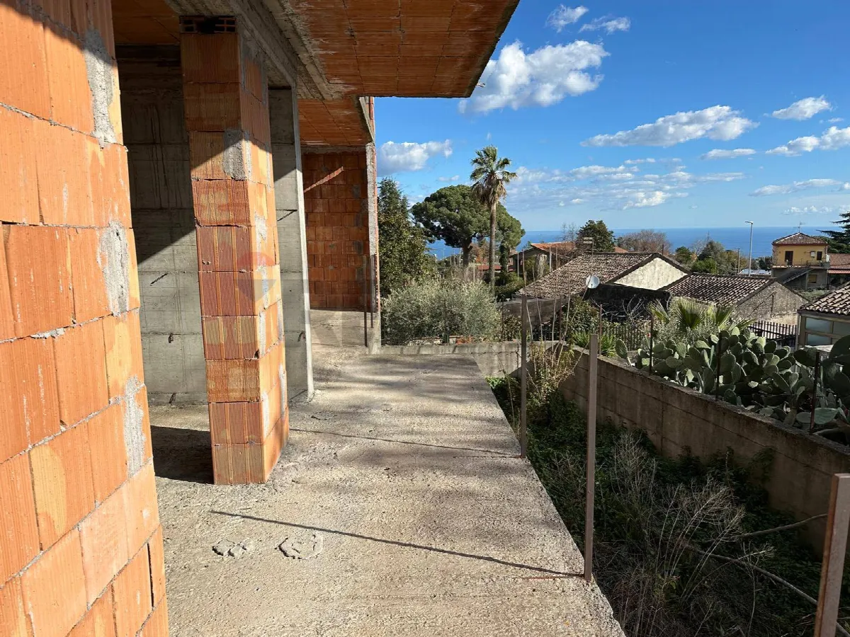 Villa singola in vendita a Zafferana Etnea - foto 1