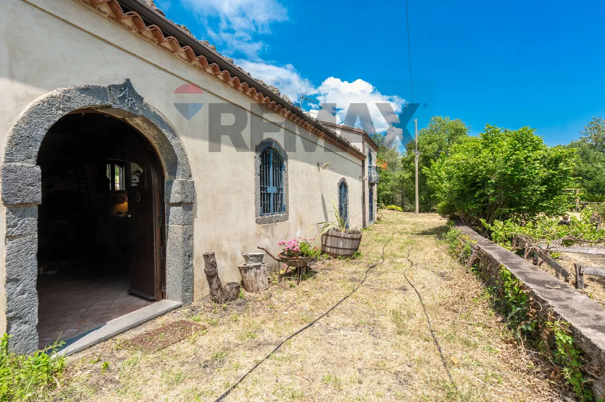 Cascina/Casale in vendita a Linguaglossa - foto 2