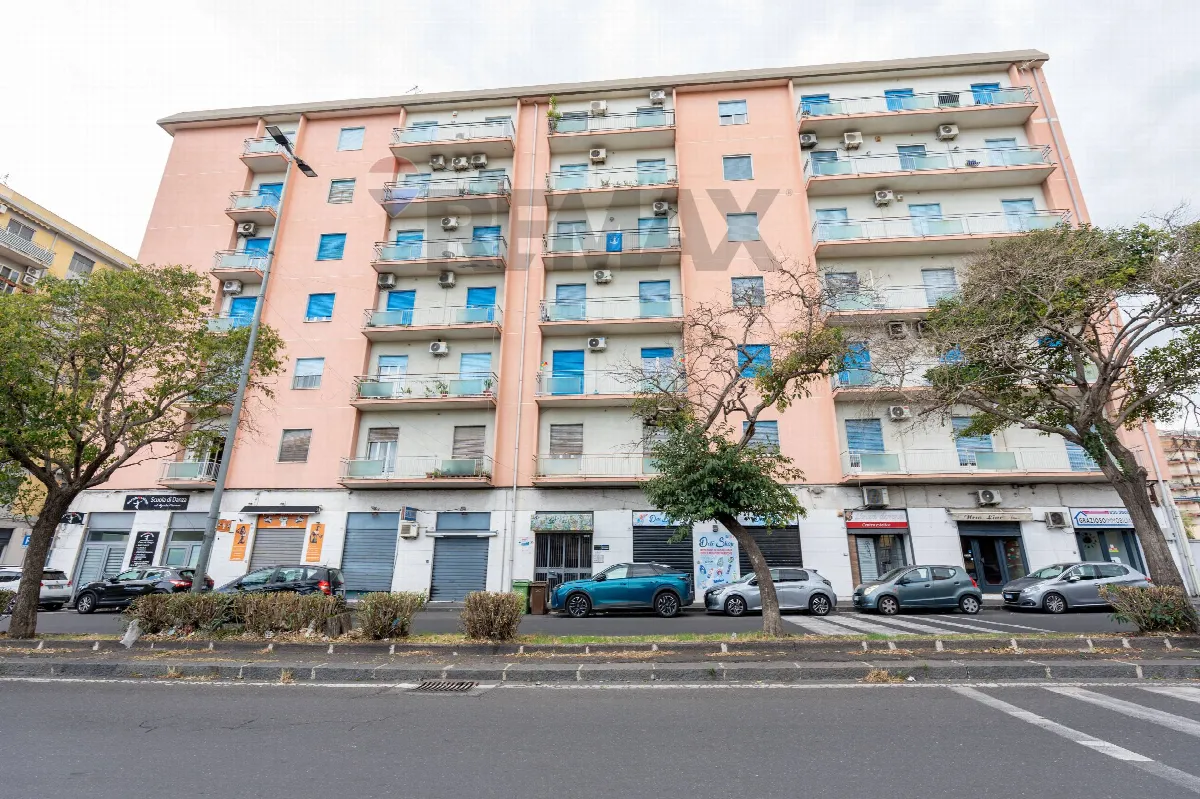 Appartamento in vendita a Catania, Viale M. Rapisardi - Lavaggi - foto 1