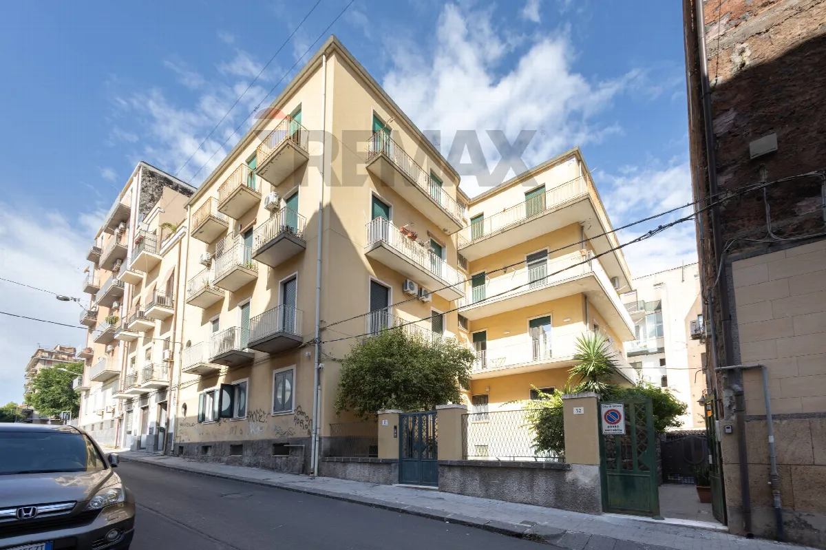 Appartamento in vendita a Catania, Zona centro - foto 1