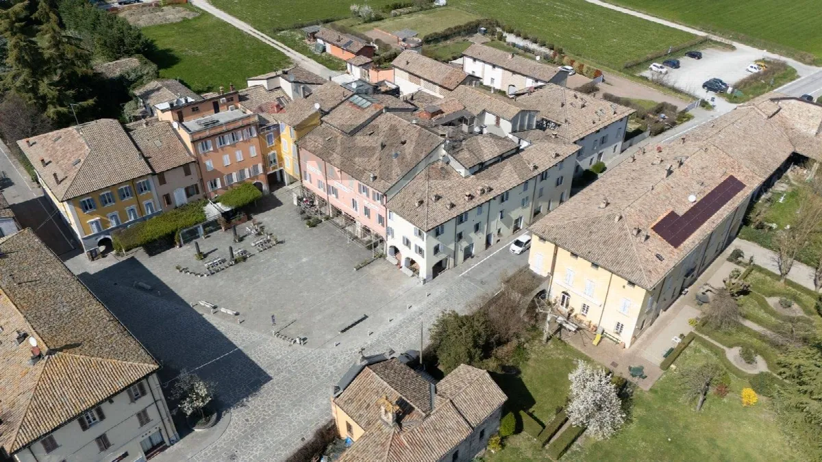 Appartamento in vendita a Langhirano, Torrechiara - foto 4