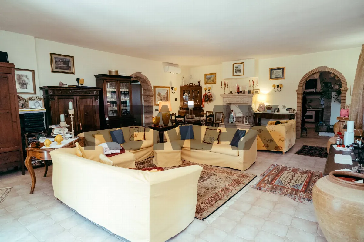 Villa o villino in vendita a Velletri - foto 3