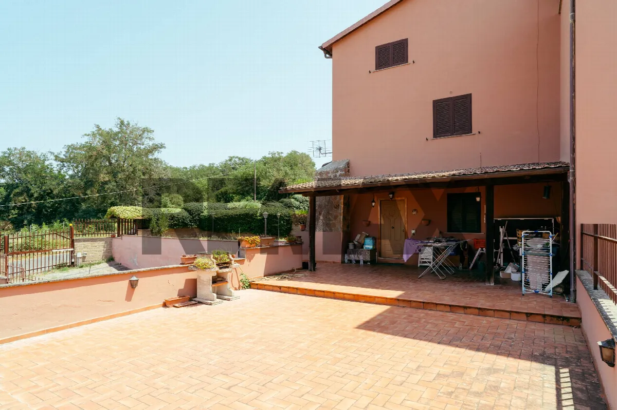 Porzione di villa in vendita a Marino - foto 3