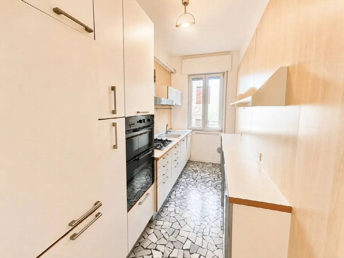 Appartamento quadrilocale in vendita a Vicenza, S. Bortolo-Ospedale-Piscine - foto 6