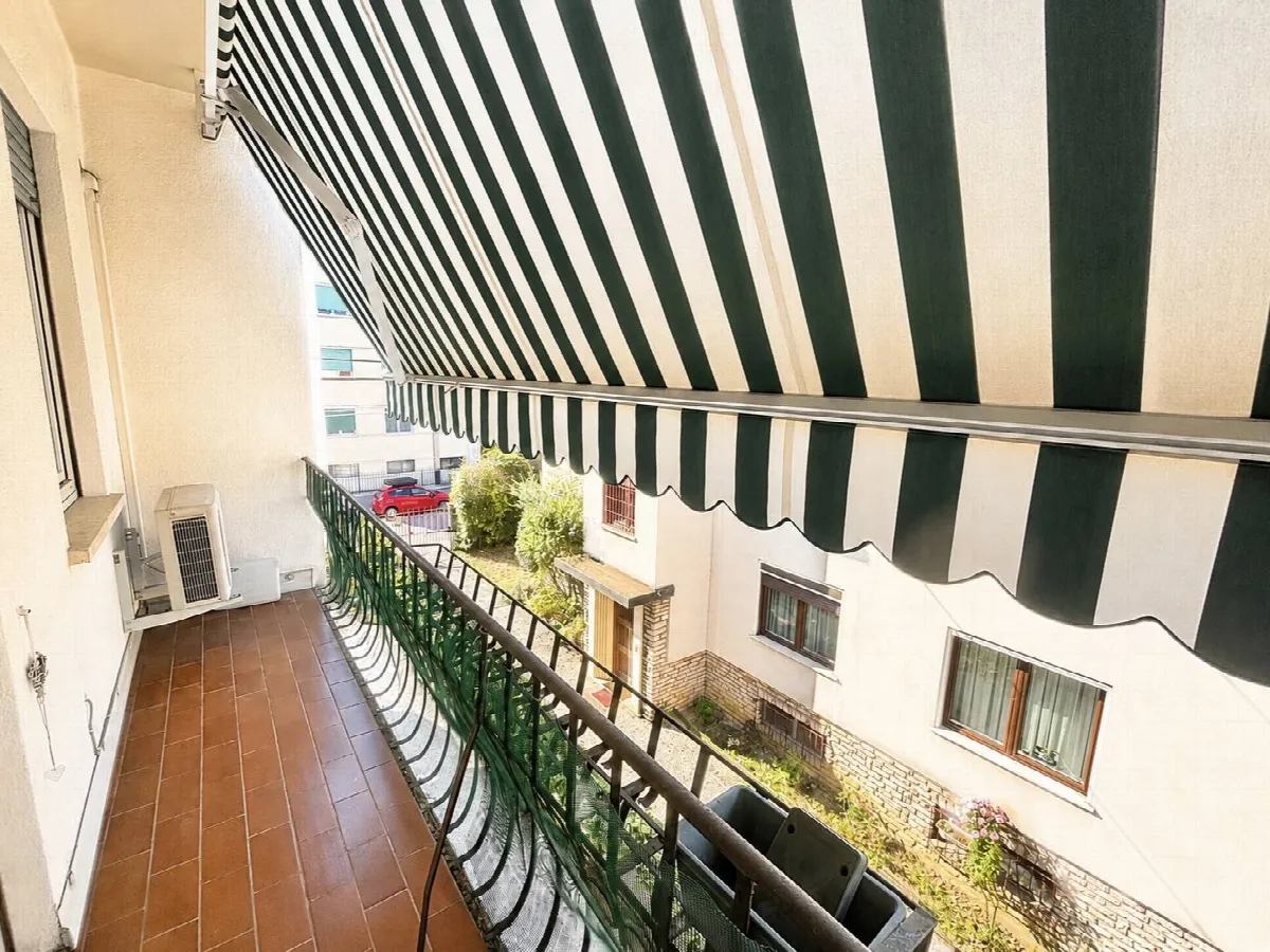 Appartamento quadrilocale in vendita a Vicenza, S. Bortolo-Ospedale-Piscine - foto 9