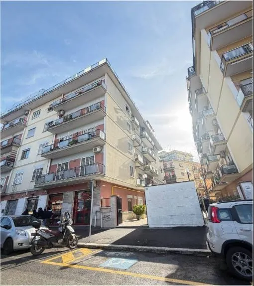 Appartamento in vendita a Roma - foto 1