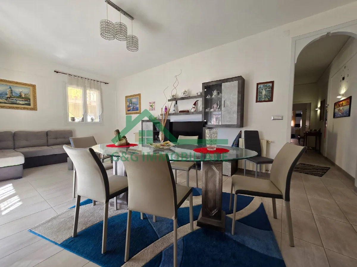 Appartamento Tre vani e 1/2 in vendita a Gela, Caposoprano - foto 1