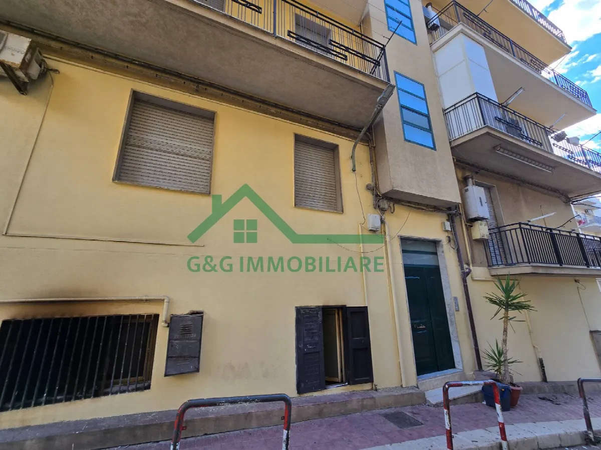 Appartamento Tre vani e 1/2 in vendita a Gela, Caposoprano - foto 2