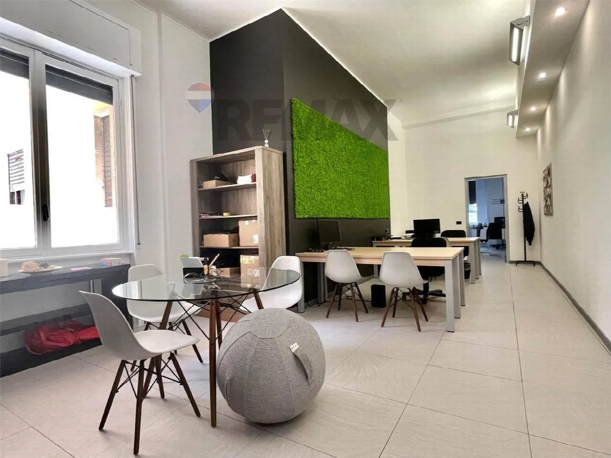 Ufficio in vendita a Milano, Arco della Pace - foto 1