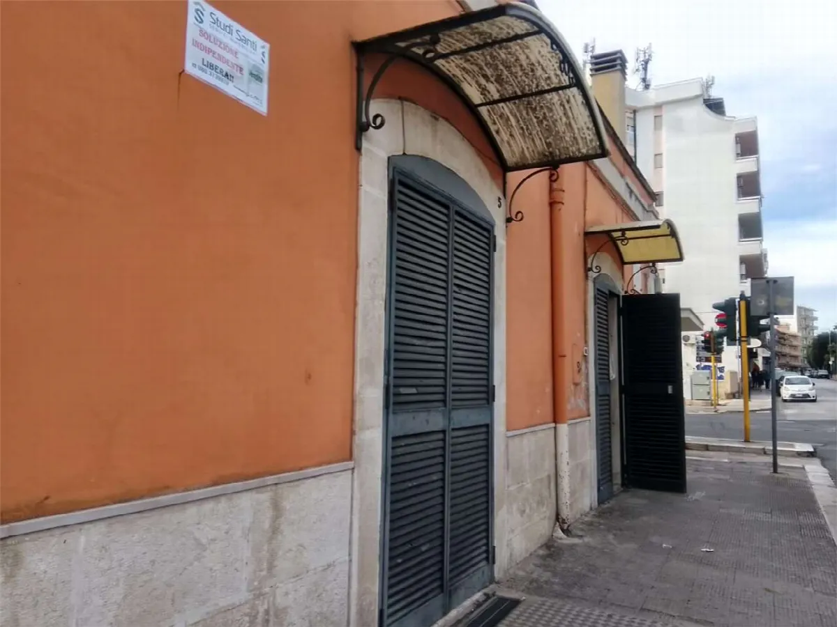 Casa indipendente in vendita a Bitonto - Villa comunale - foto 1