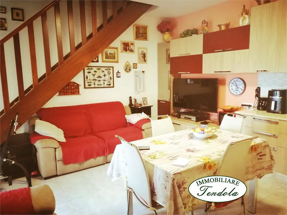 Casa indipendente in vendita a Ortonovo - Luni Mare - foto 1