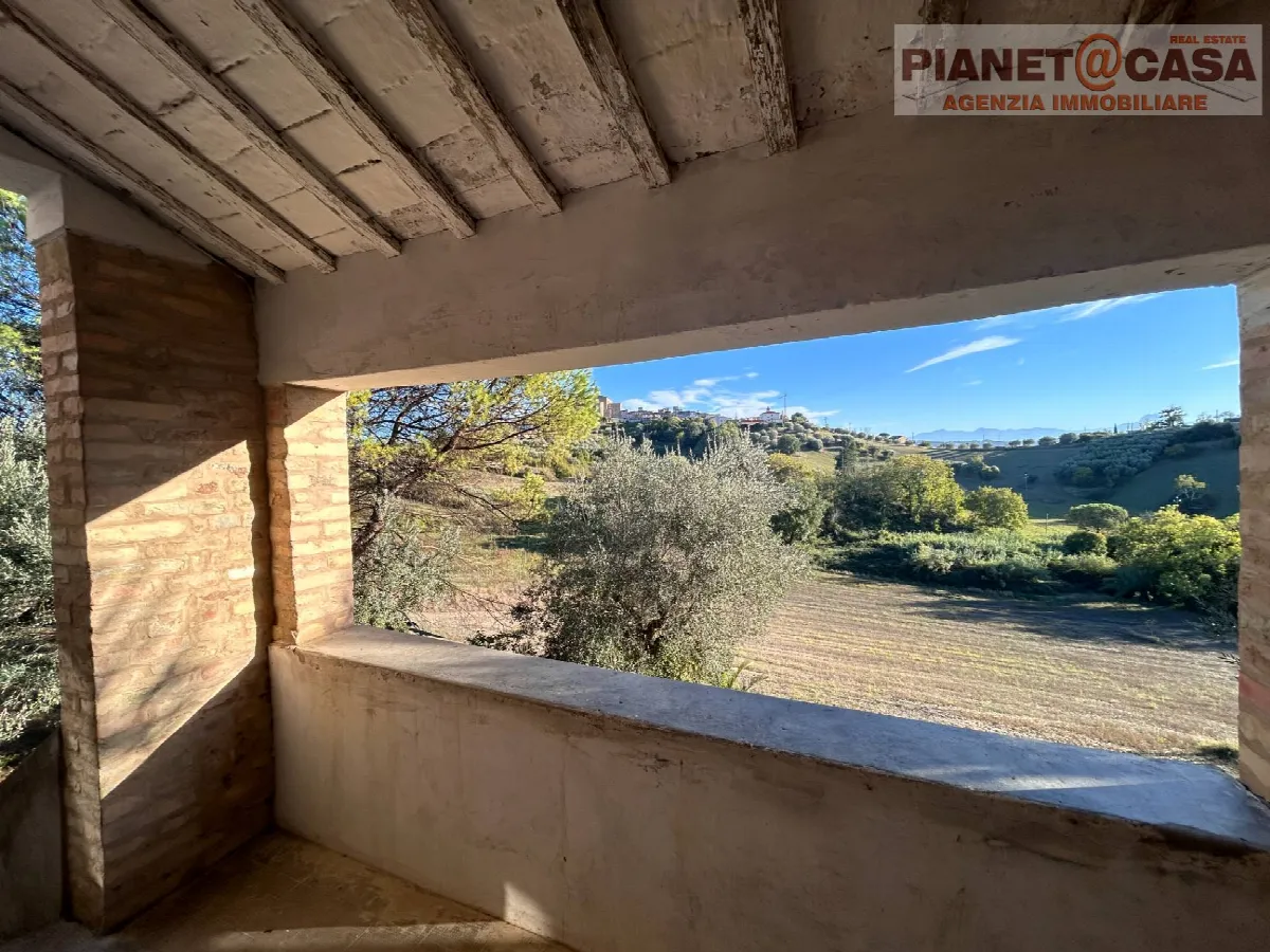 Rustico + Terreno in vendita a Monsampolo del Tronto - foto 3