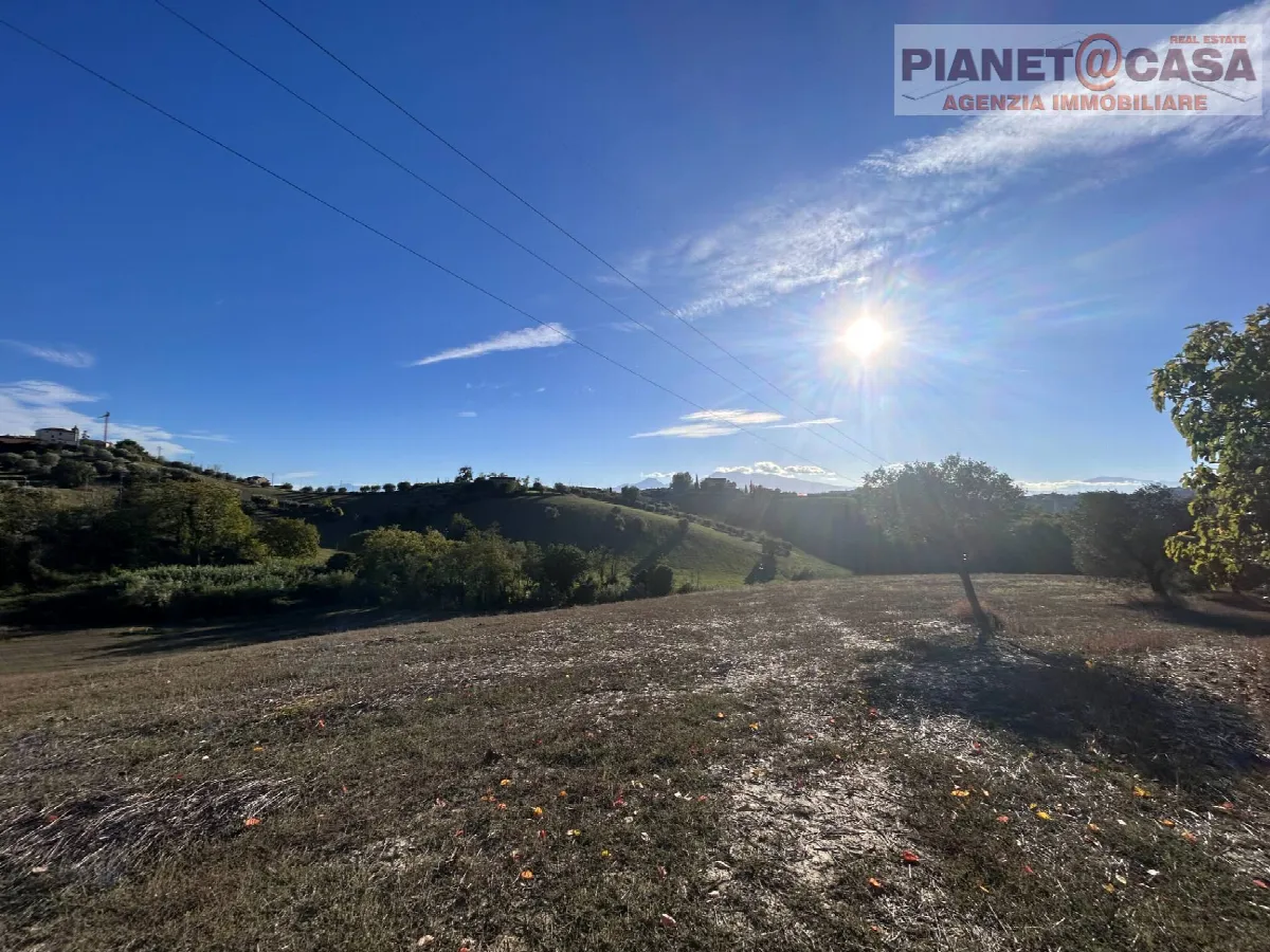 Rustico + Terreno in vendita a Monsampolo del Tronto - foto 8