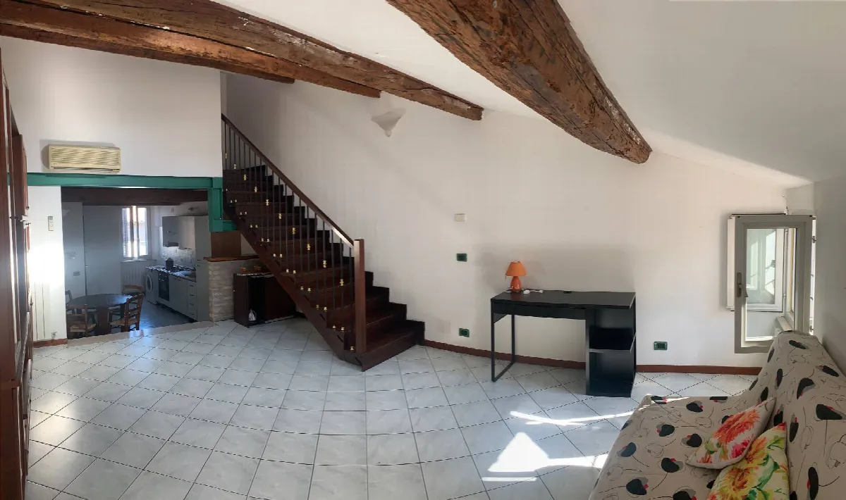 Appartamento in vendita a Ferrara, Centro storico - foto 1