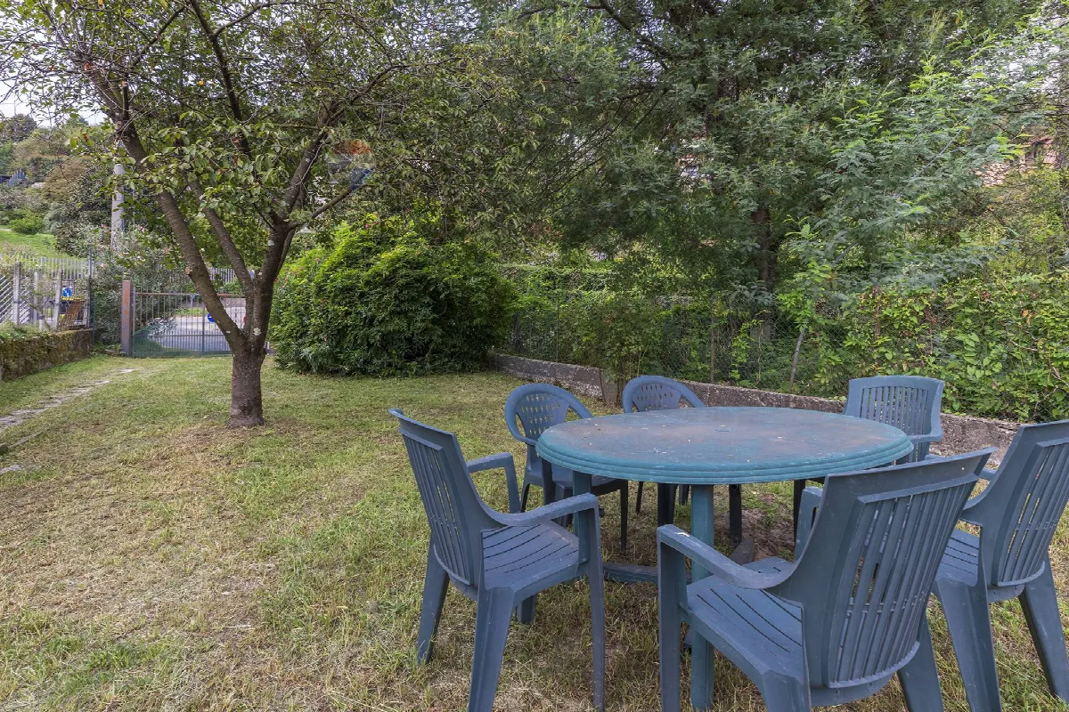 Porzione di casa in vendita a Laveno-Mombello, Mombello - foto 3