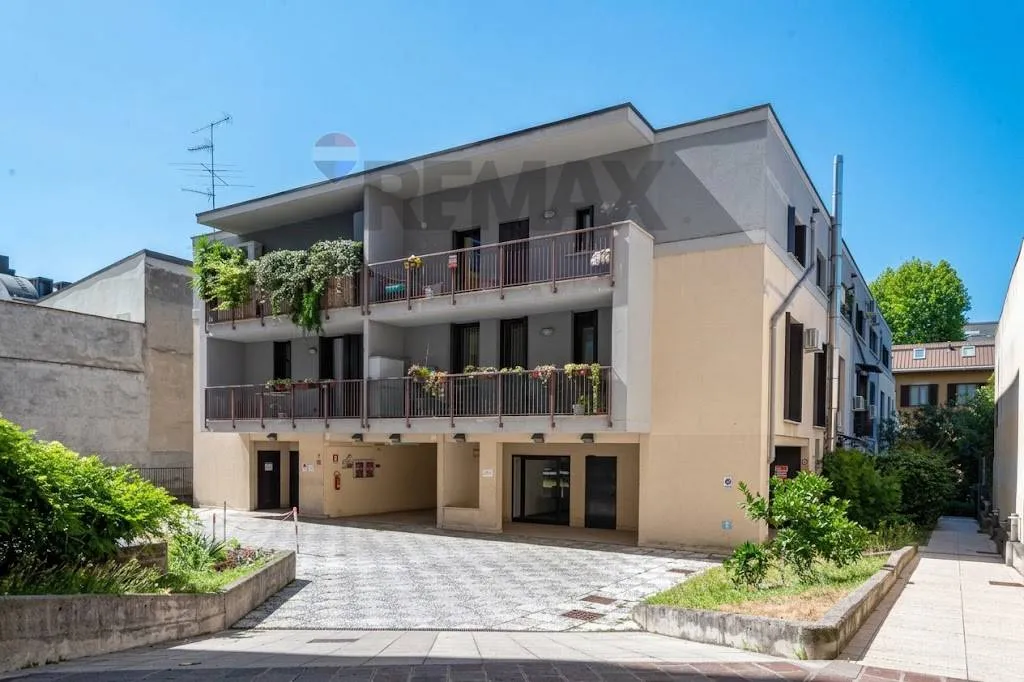 Appartamento in vendita a Milano, Certosa - foto 1