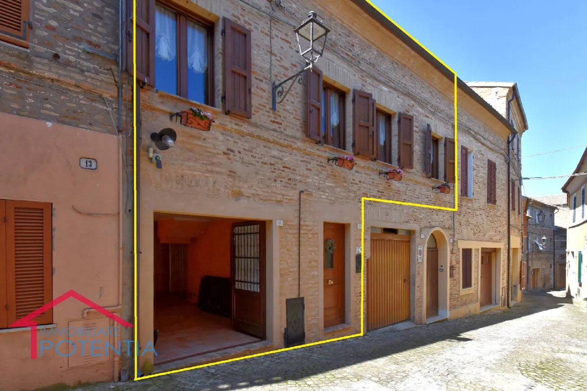 Casa cielo-terra in vendita a Potenza Picena, Centro storico - foto 1
