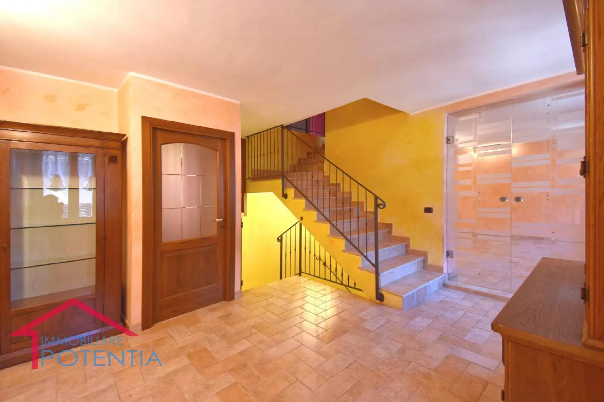 Casa cielo-terra in vendita a Potenza Picena, Centro storico - foto 4