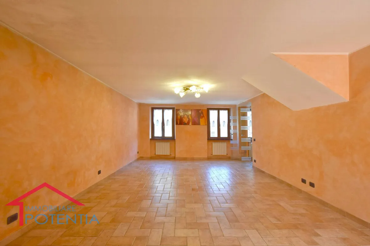 Casa cielo-terra in vendita a Potenza Picena, Centro storico - foto 9