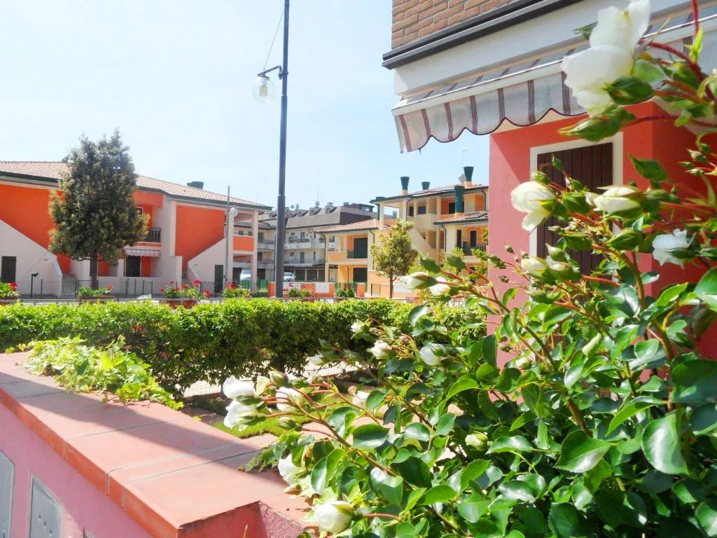 Villette a schiera in vendita a Eraclea, Eraclea Mare - foto 1