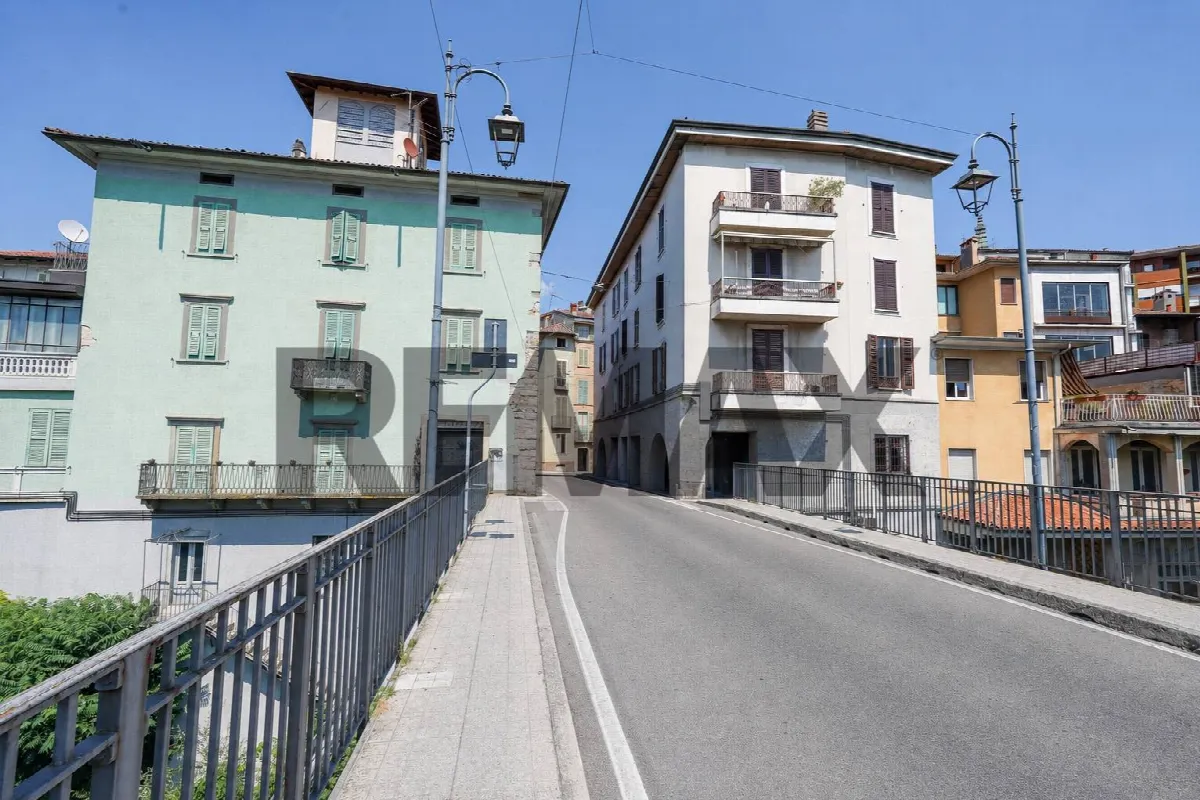 Loft/Open Space in vendita a Ponte San Pietro - foto 1