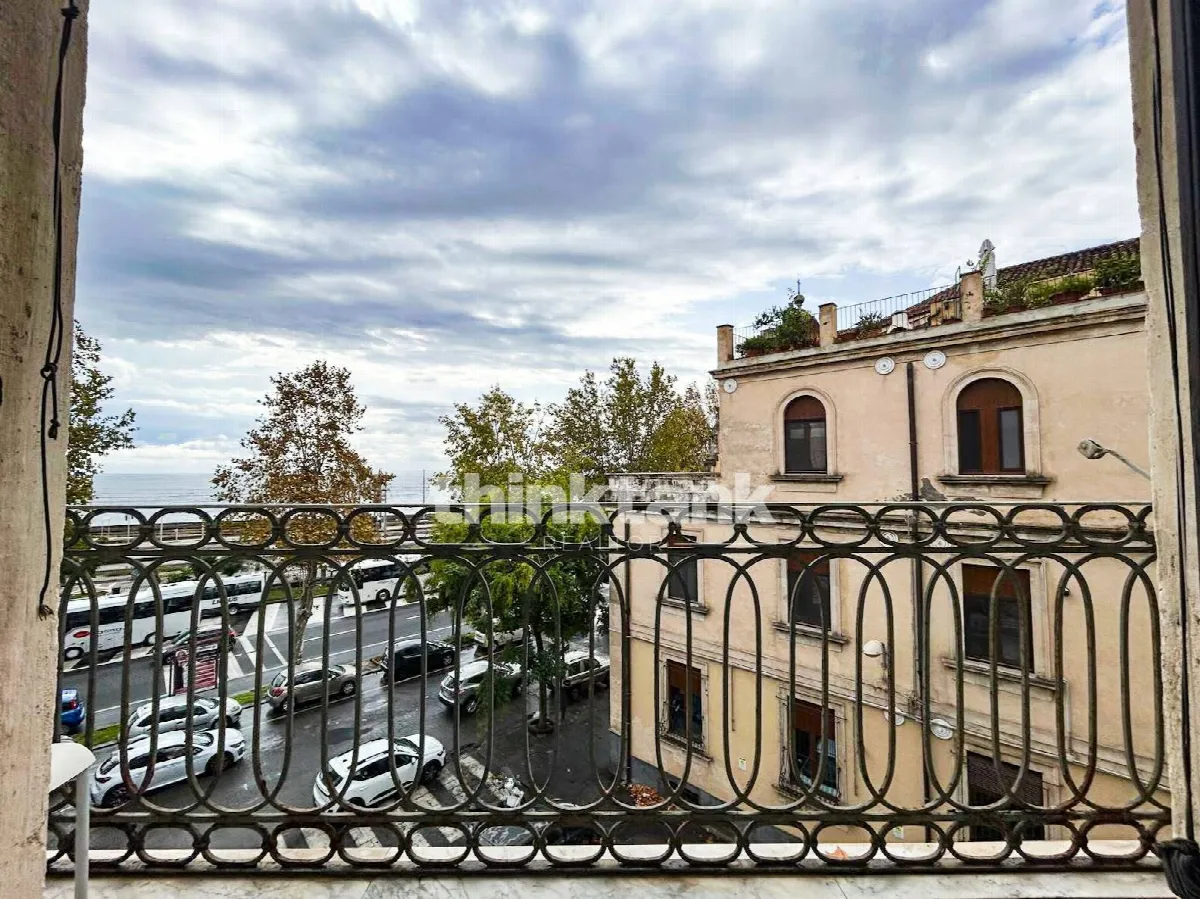 Appartamento in vendita a Catania, Centro Storico,Garibaldi,Vittorio Emanuele - foto 2
