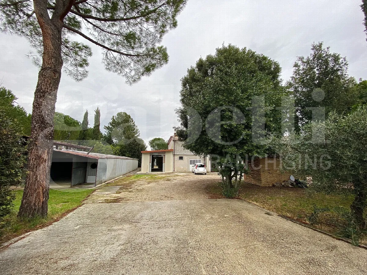 Casa indipendente in vendita a Treia - foto 2