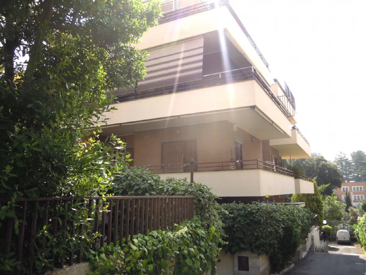 Appartamento in vendita a Roma - foto 1