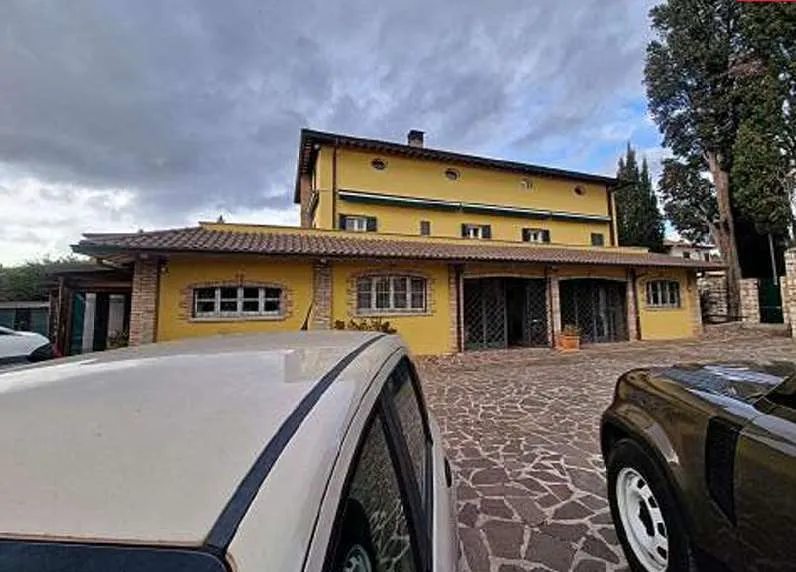 Villa in vendita a Perugia - foto 3