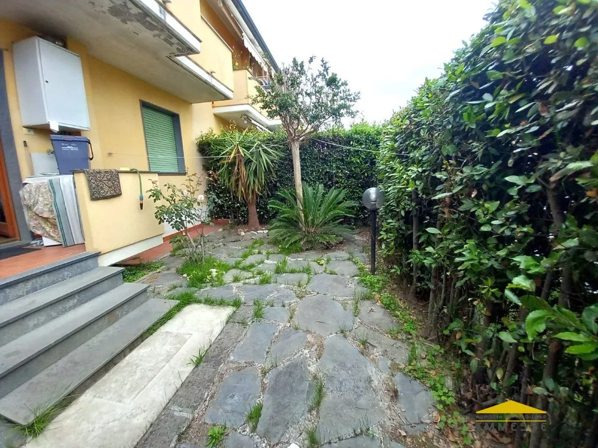 Appartamento in vendita a Massa - Marina di Massa - foto 1