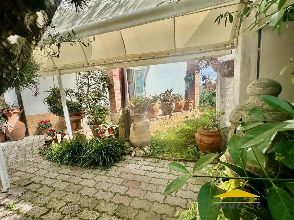 Casa indipendente in vendita a Massa - Romagnano - foto 1