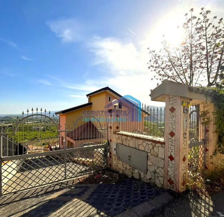 Villa in vendita a Taormina - Trappitello - foto 1