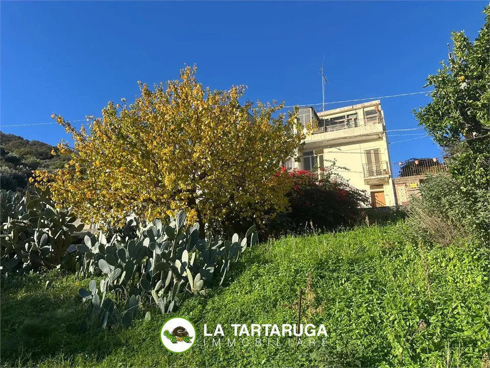 Casa indipendente in vendita a Pagliara - Locadi - foto 1