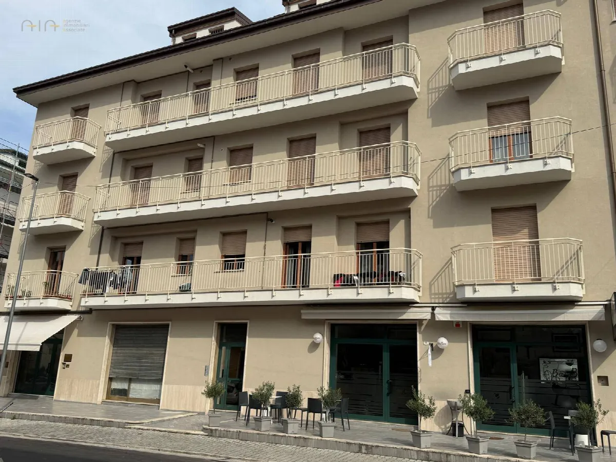 Appartamento in vendita a Comunanza, Centrale / Centro Storico - foto 2