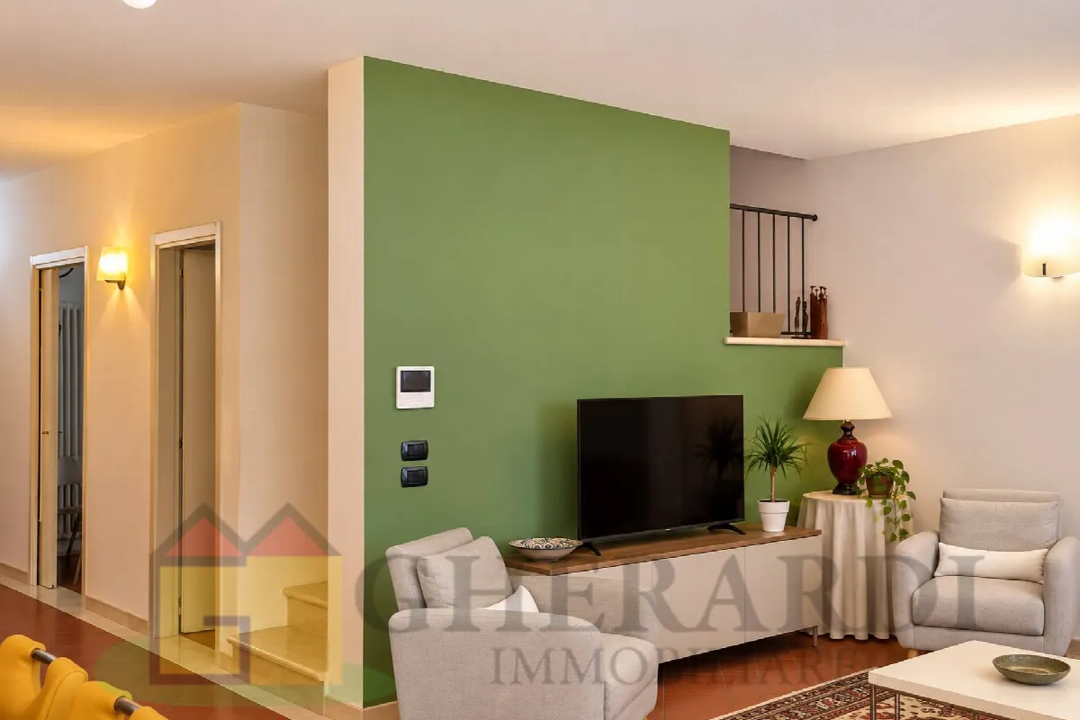 Villa / Casa a schiera in vendita a Ferrara, Entro Mura - foto 1