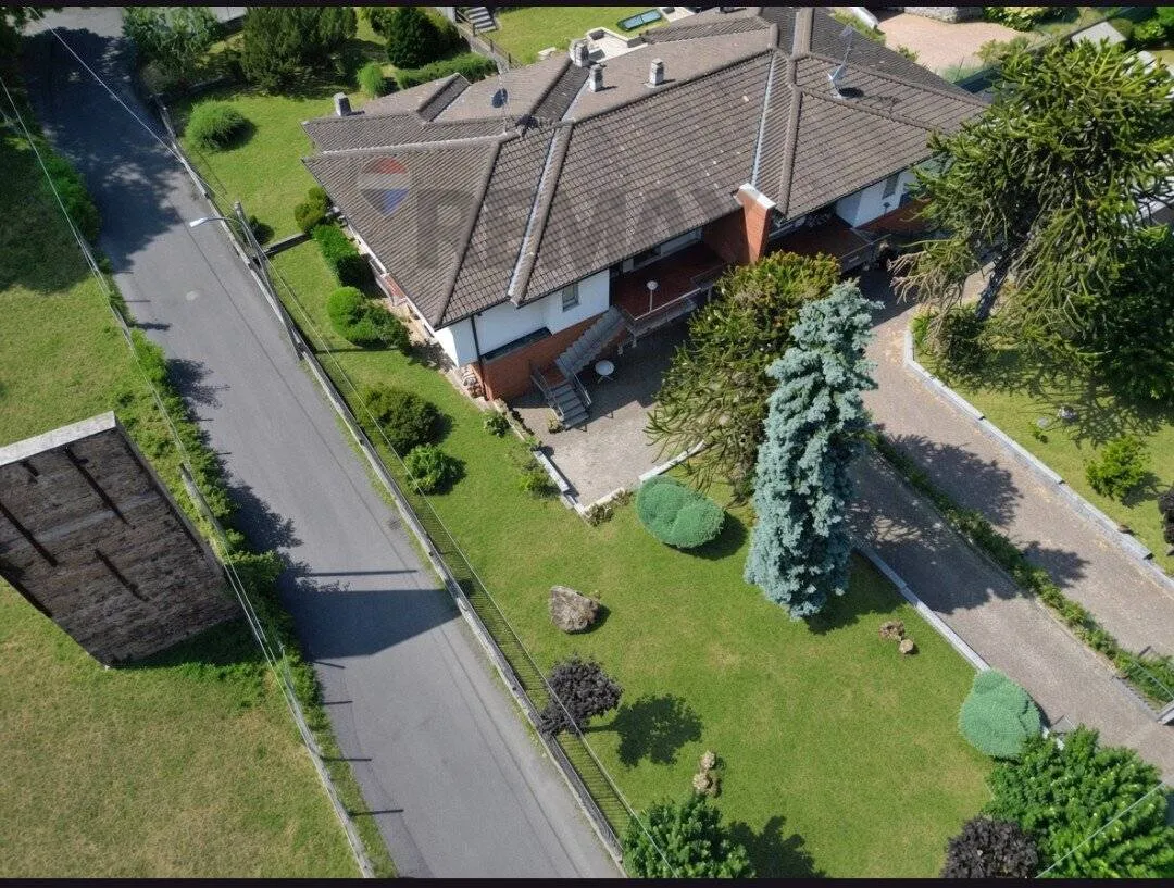 Villa a schiera in vendita a Varese, Sant'Ambrogio Olona - foto 2