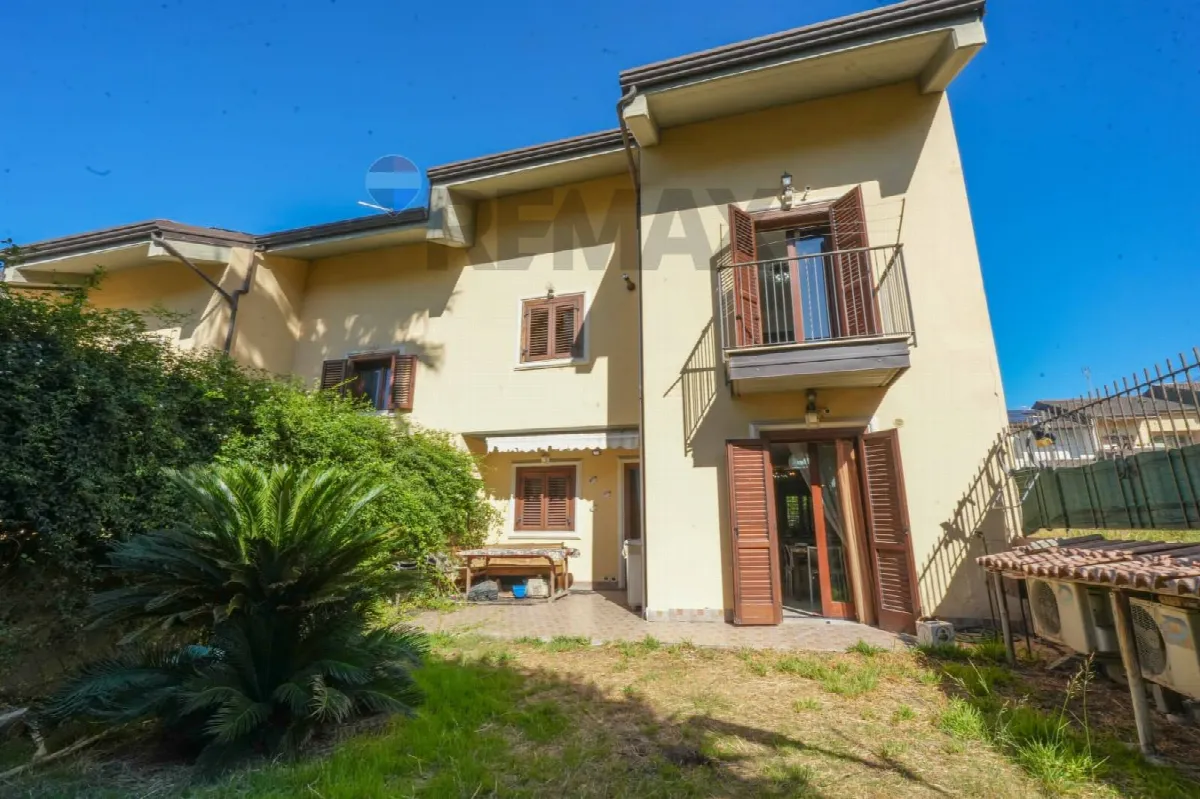Villa o villino in vendita a Paternò - foto 1