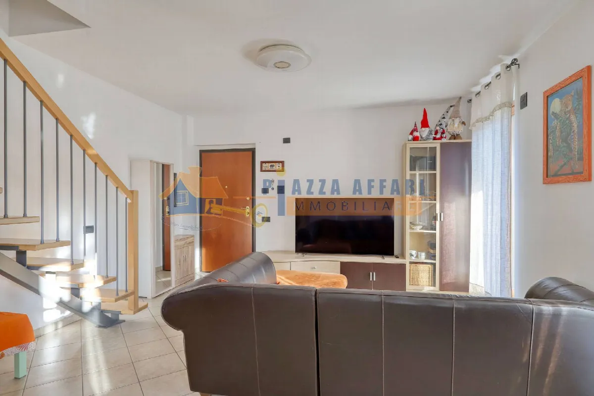 Appartamento in vendita a Solbiate Arno, Cascina Monte Forte - foto 4