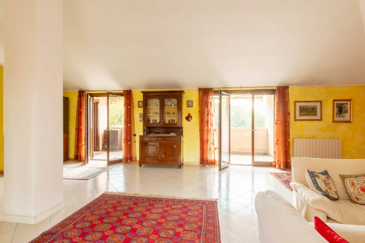 Appartamento in vendita a Vimercate, Centro Storico - foto 2