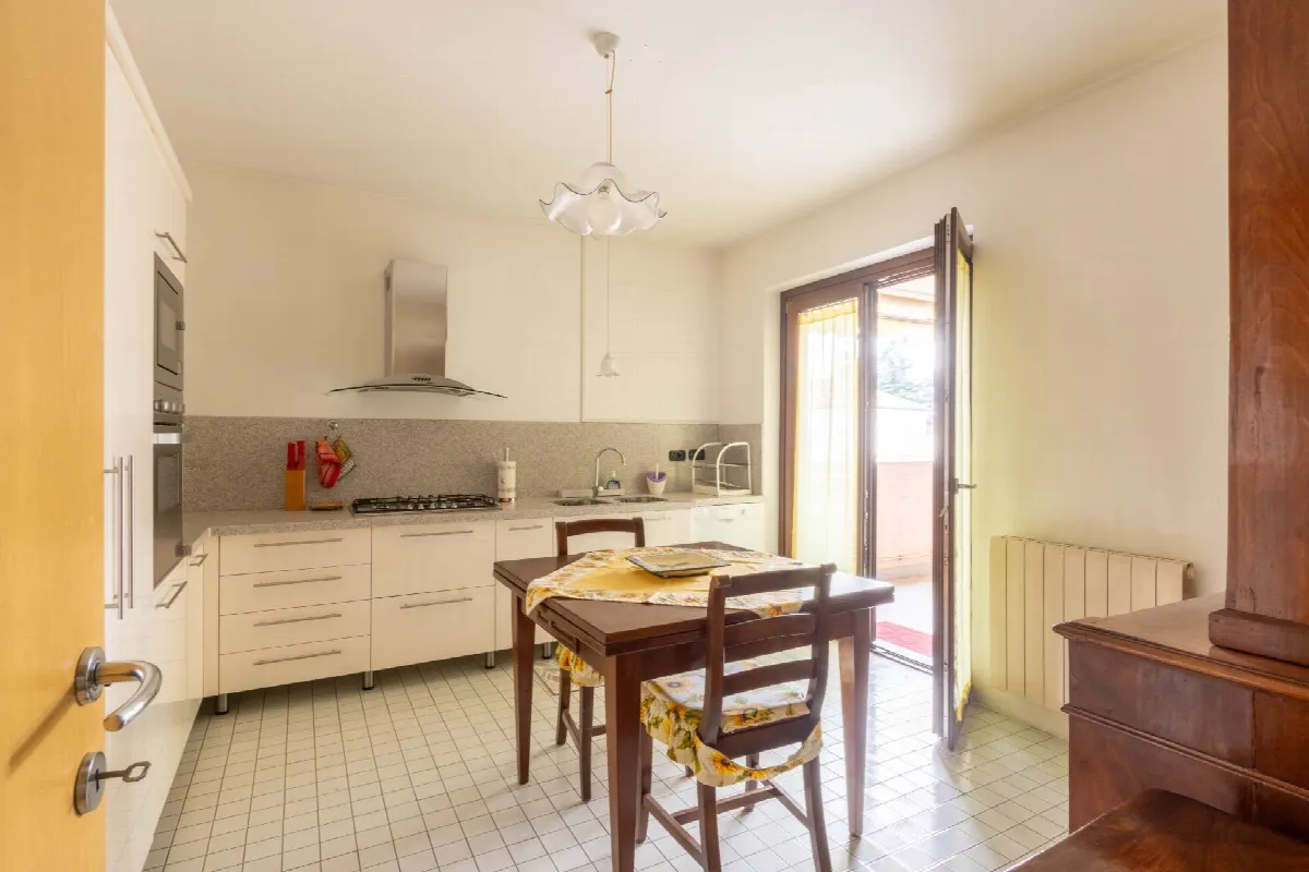Appartamento in vendita a Vimercate, Centro Storico - foto 7