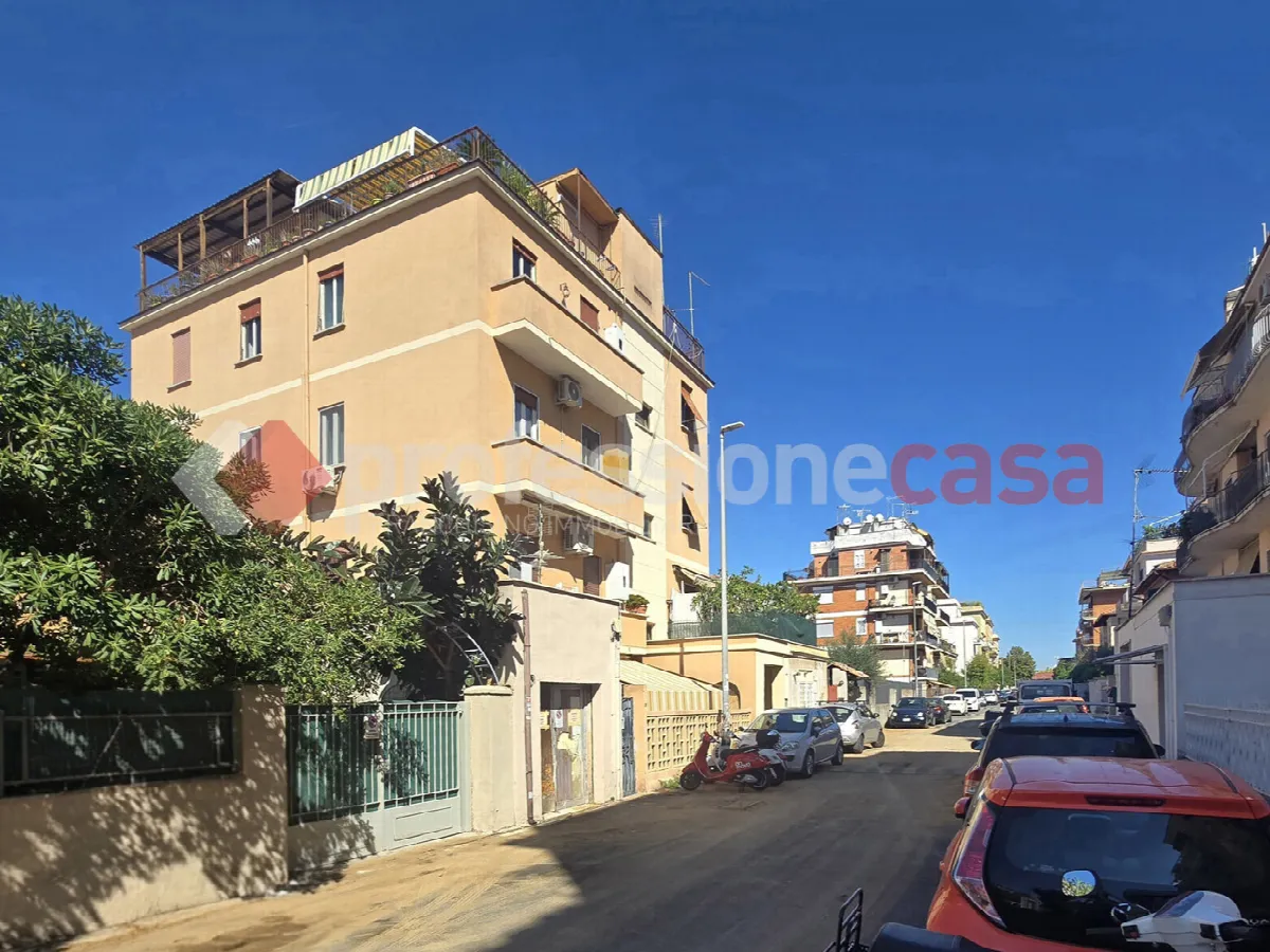 Appartamento in vendita a Roma - foto 1