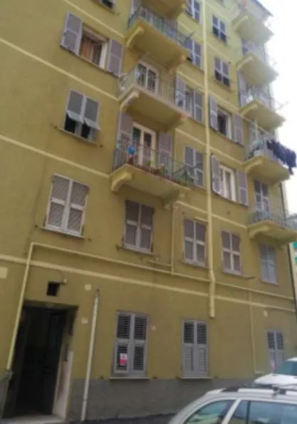 Appartamento in vendita a Genova - Rivarolo - foto 1