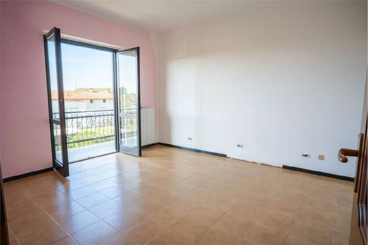 Appartamento in vendita a Fara Novarese - foto 9