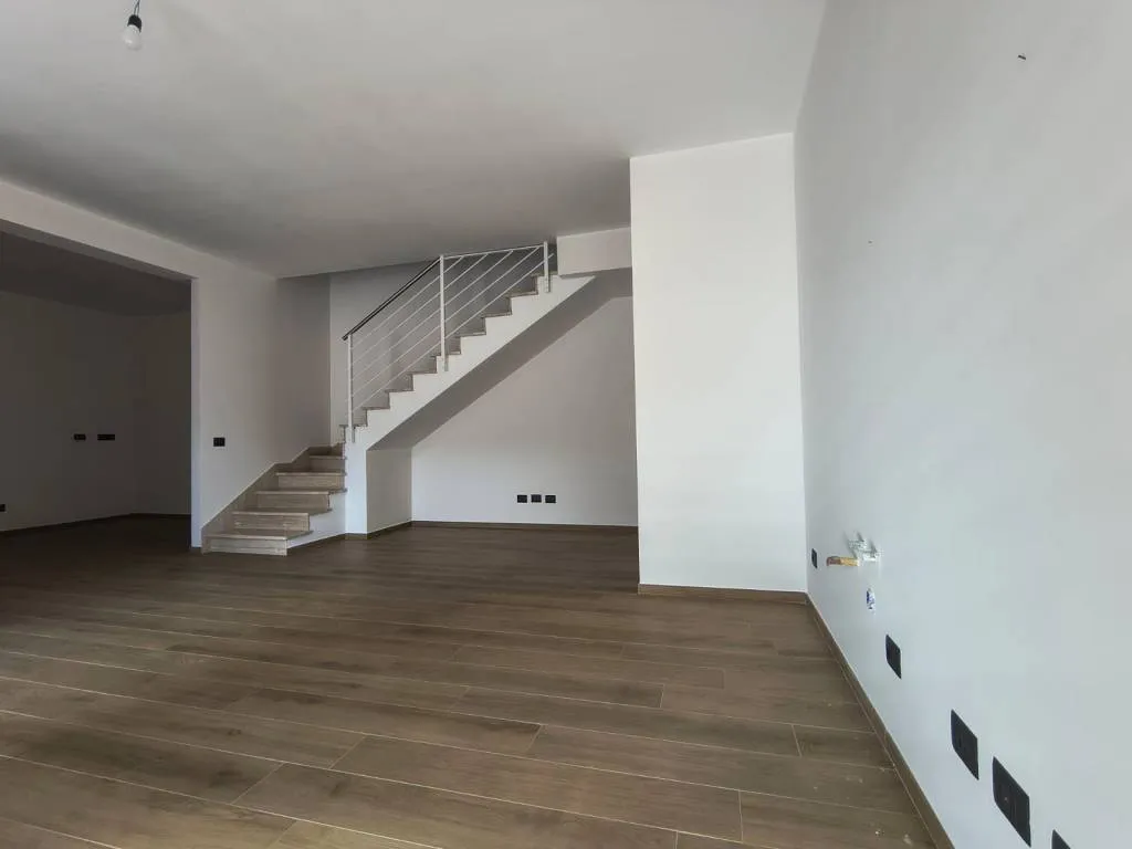 Villa in vendita a Anzio - Lavinio Mare, Villaggio Giornalisti, Poggio - foto 10