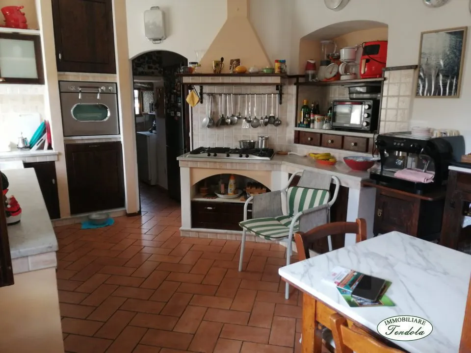 Rustico in vendita a Sarzana - foto 1