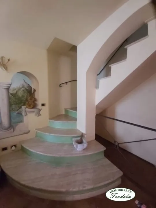 Casa indipendente in vendita a Fosdinovo - foto 1