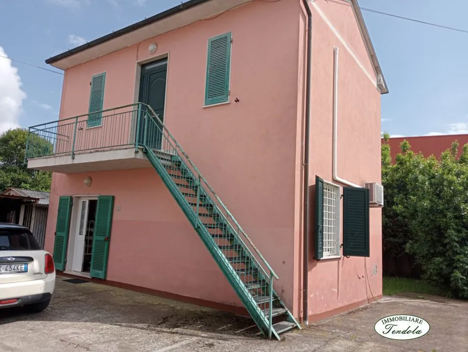 Casa indipendente in vendita a Castelnuovo Magra - Molicciara - foto 1